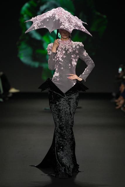 Robert Wun Haute Couture Fall 2024 Show — Robert Wun