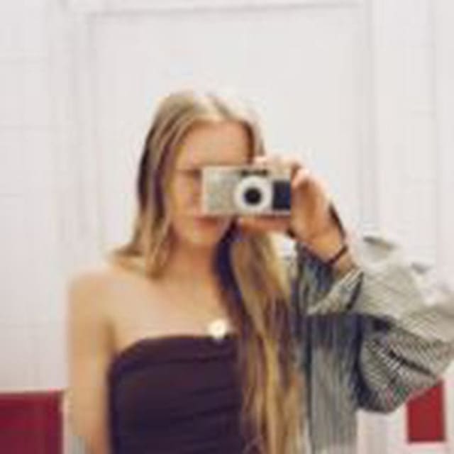 Amber Grace Dixon