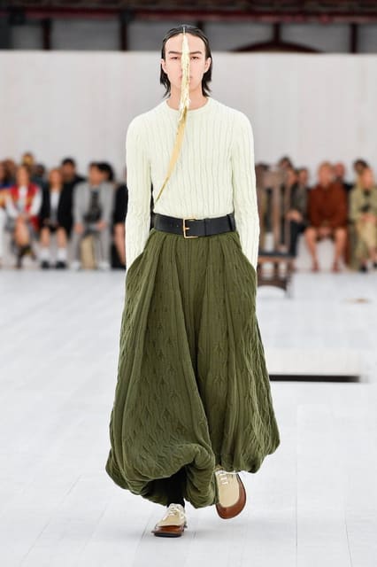 Loewe S/S 25 Men's Show — Loewe
