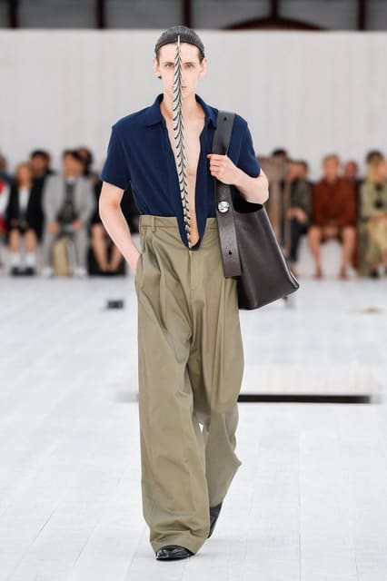 Loewe S/S 25 Men's Show — Loewe