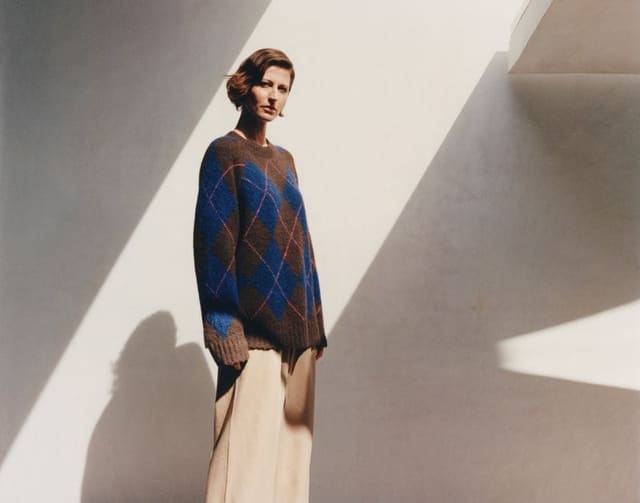 HOME FOR THE HOLIDAY — Everlane