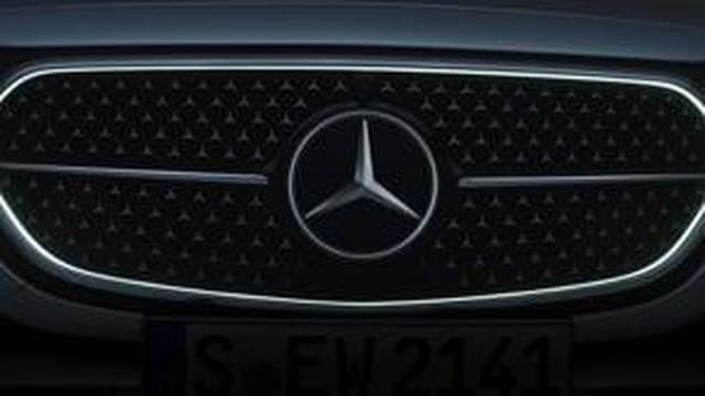 Mercedes Benz E-Klasse Performance 2023 — Mercedes Benz