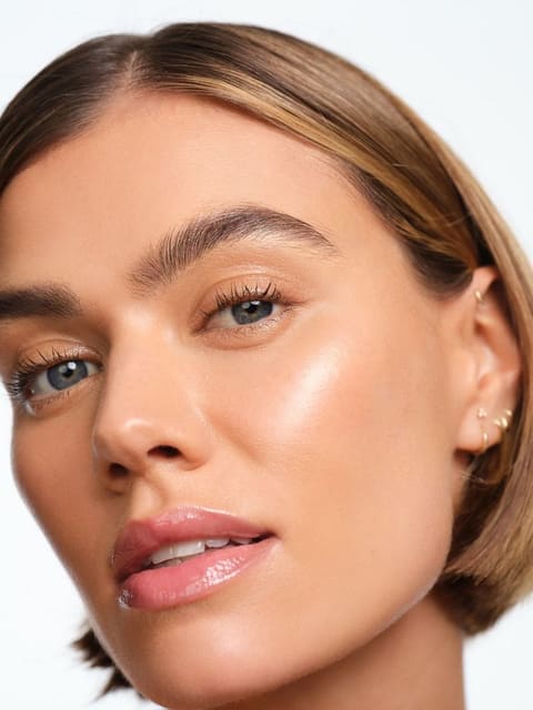 Saie Beauty Roseglow Super Glowy Gel Cam...