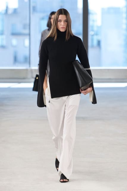 Totême S/S 25 Show — Totême