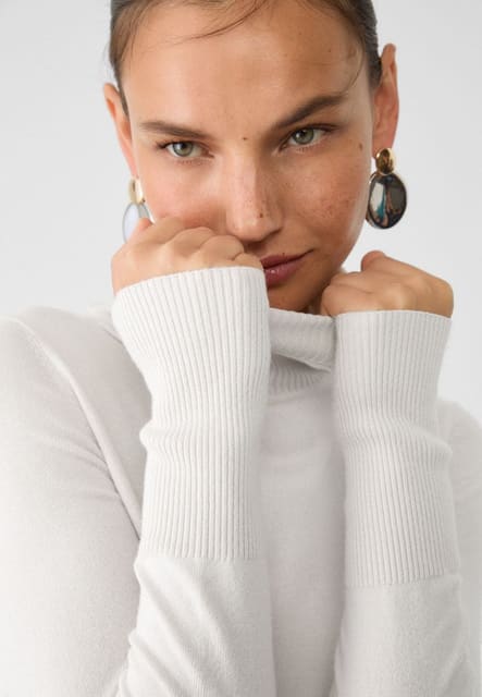 Stradivarius PreFall 2024 Lookbook — Stradivarius