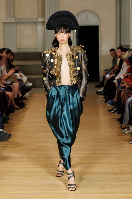 Ronald van der Kemp Haute Couture Fall 2... — Ronald van der Kemp