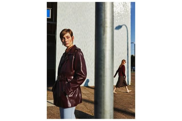 Burgunder Love — Donna Magazine Germany
