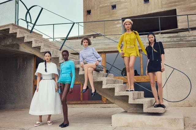 Chanel Cruise 25 — Vogue Hong Kong