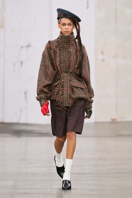 Venuz Lee — 5