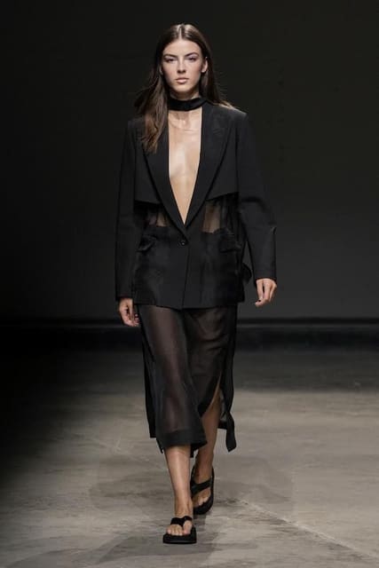 Consistence S/S 25 Show