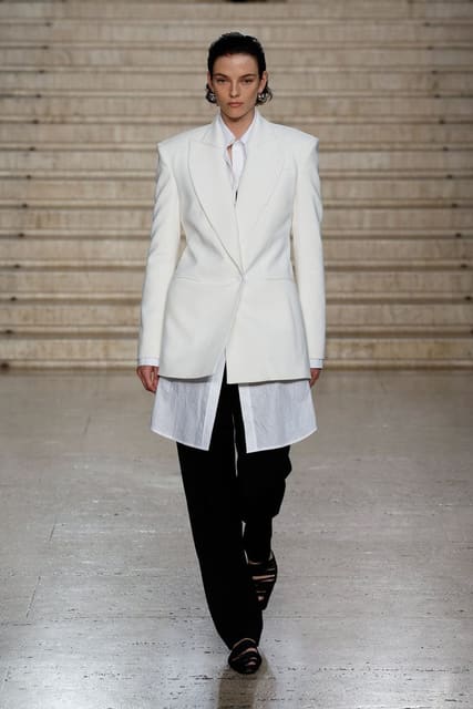 Tove S/S 25 Show — Tove