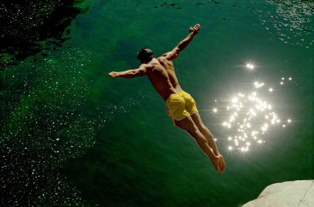 Icarus - Sins of the Father - Akut Magaz...