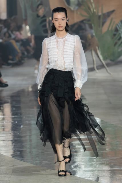 Shiatzy Chen S/S 24 Show — Shiatzy Chen