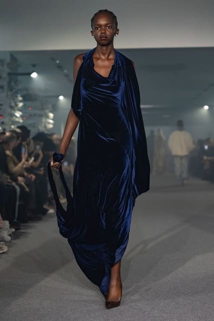 Vetements S/S 25 Show — Vetements