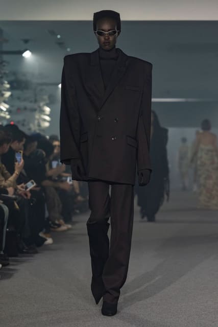 Vetements S/S 25 Show — Vetements