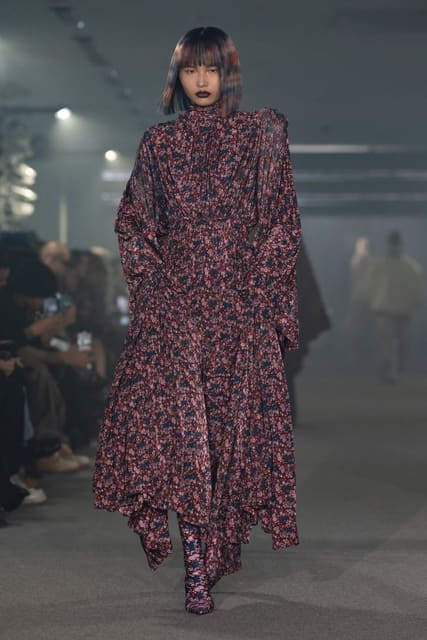 Vetements S/S 25 Show — Vetements