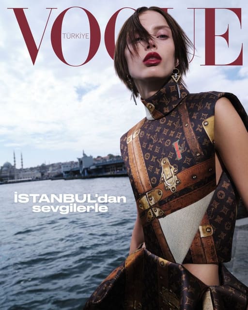 Vogue Turkey October 2024 Cover — Vogue Türkiye