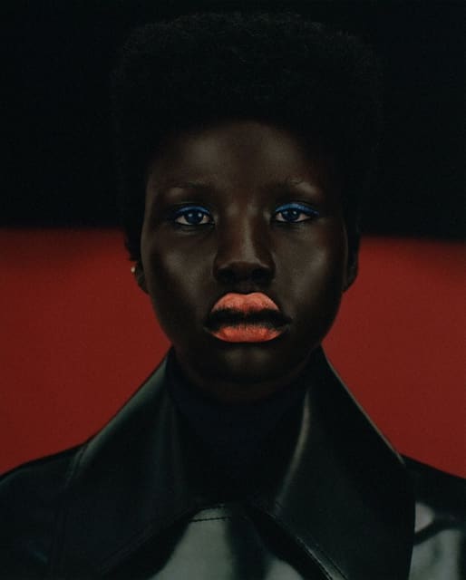 Red kisses — Vogue Greece