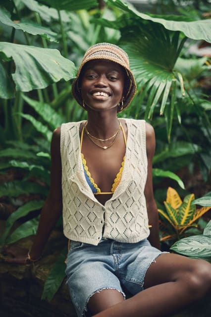 Twik '24 - Liana Carbone Photographer — Simons Canada