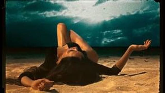 Victoria Beckham Reverie 21:50 Fragrance — Victoria Beckham Beauty