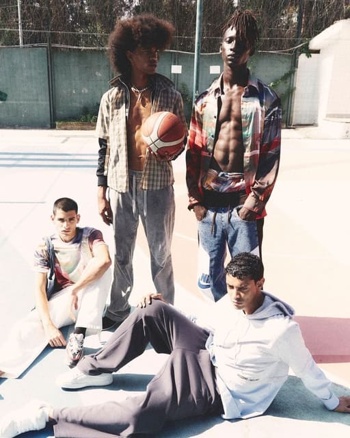Downtown Flex — Le Mile Magazine