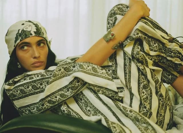 Pairi Daeza, due sorelle iraniane raccon... — Vogue.it