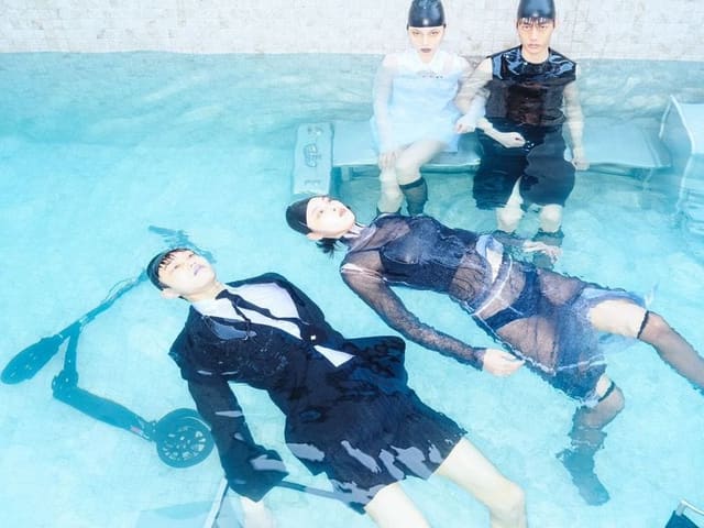 Flow Freely — W Korea