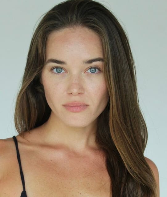 Aurika Popova