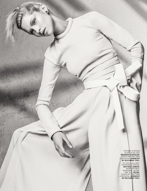 Ideal circle — Vogue Russia