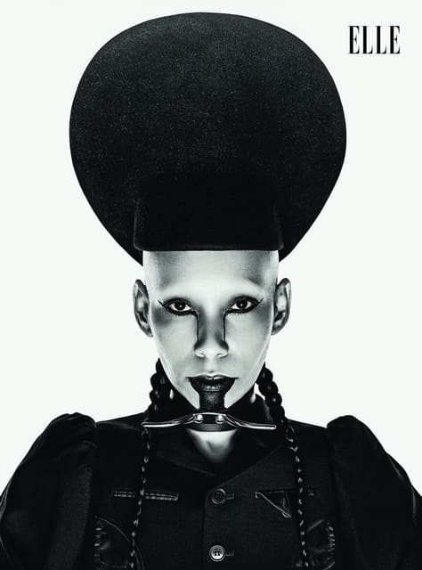 Who's that girl? — Elle Romania