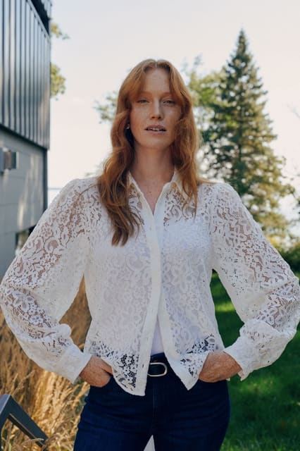 Contemporaine '24 - Liana Carbone Photog... — Simons Canada