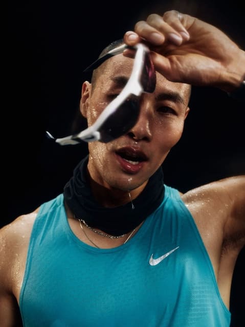 NIKE STRIDE AND SWIFT — Nike