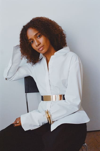 Naomi Elizée Blue