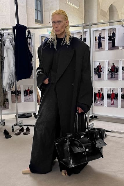 Balenciaga Pre-Fall 2025 Lookbook — Balenciaga