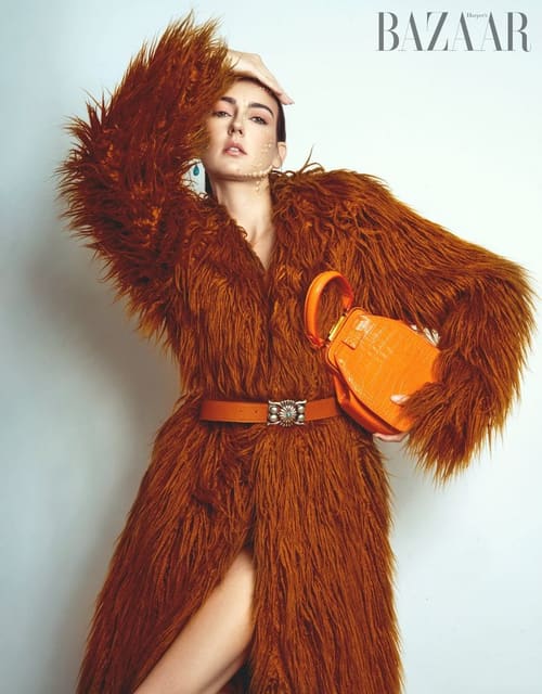 Gold Beauty — Harper's Bazaar Vietnam