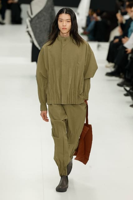 Ju Hyeok Lee — 4