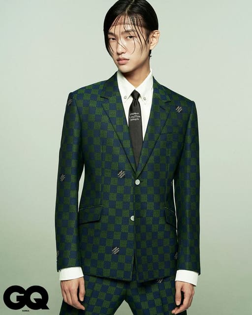 Eye Contact — GQ Korea