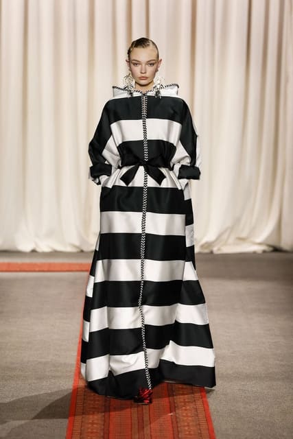 Giambattista Valli Haute Couture Spring 2025 Show — Giambattista Valli