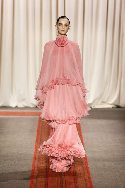 Giambattista Valli Haute Couture Spring ... — Giambattista Valli