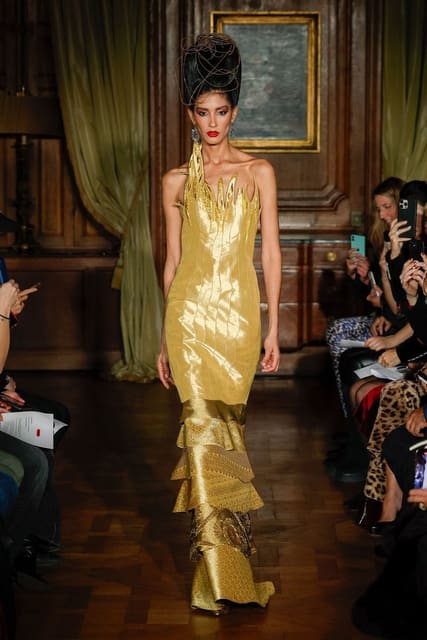 Ronald van der Kempp Haute Couture Spring 2025 Show — Ronald van der Kemp