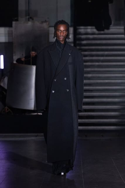 Songzio F/W 25 Show — Songzio