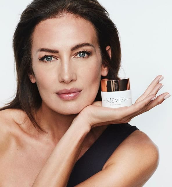Nieves by Nieves Alvarez Skincare Winter...