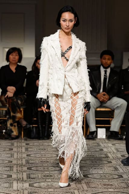 Kim Shui F/W 25 Show — Kim Shui