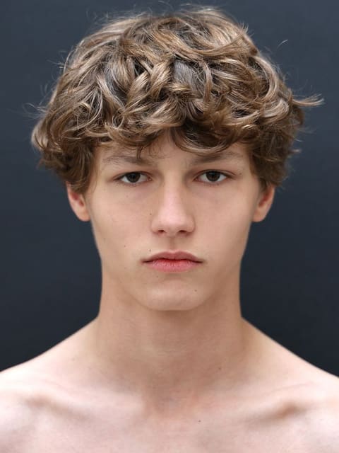 Roman Lenoir