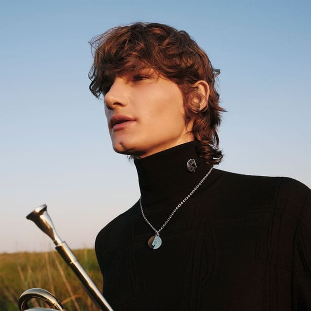 Silas Lutz Fabian — 10