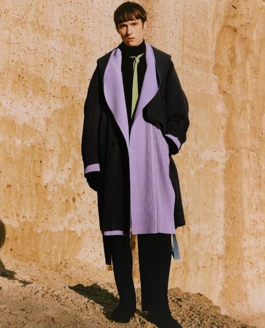 Homme Plissé Issey Miyake F/W 25 Lookboo... — Issey Miyake
