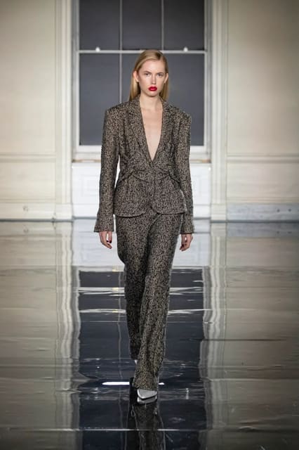 Noon by Noor F/W 25 Show — Noon by Noor