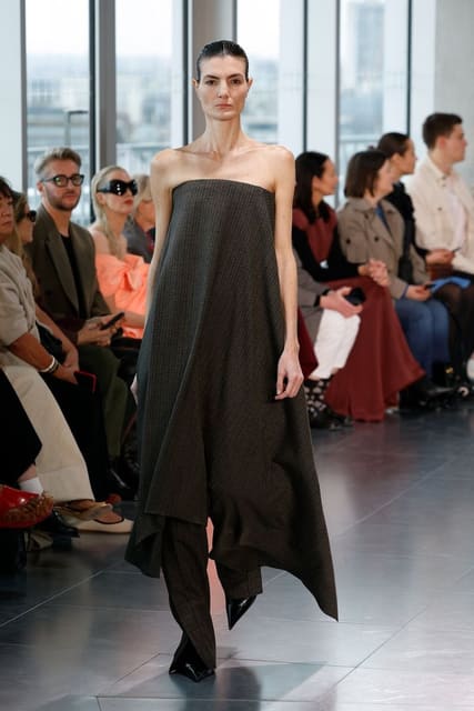 Roksanda F/W 25 Show — Roksanda