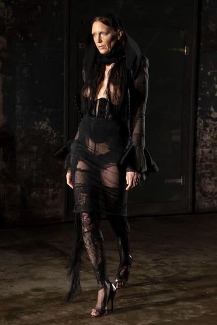 Dilara Findikoglu F/W 25 Show — Dilara Findikoglu