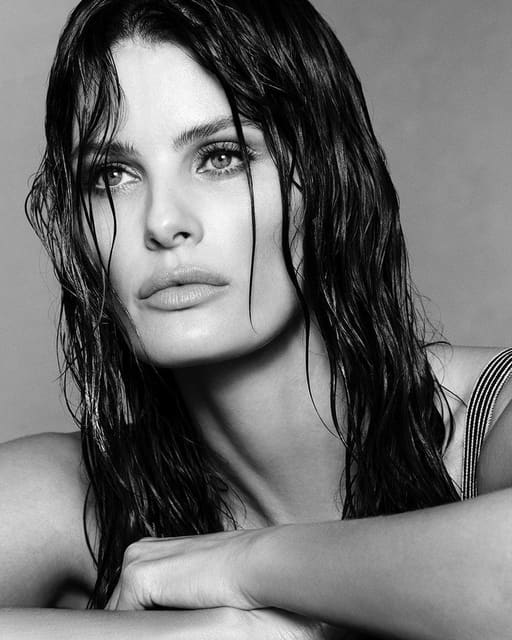 PIN-UPS Isabeli Fontana by Luigi & Iango — The Perfect Magazine